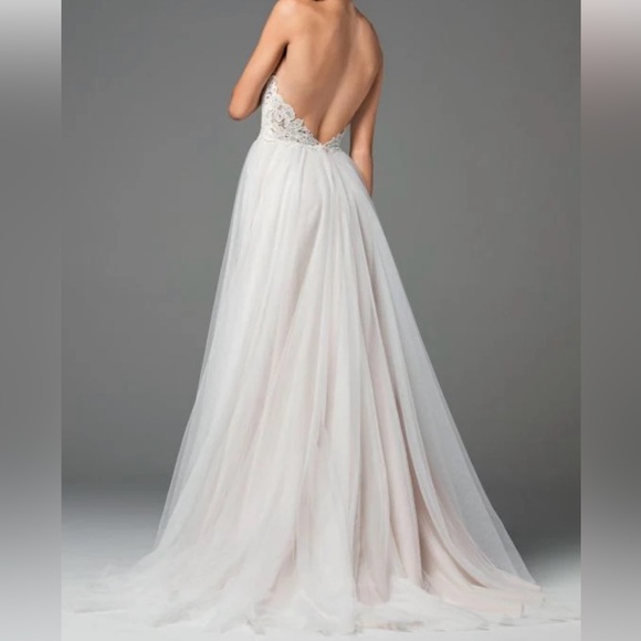 Wedding dress never worn fits like a size zero - Picture 8 of 8